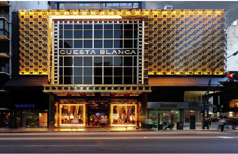 宁洱门头设计与商业空间的纽带。